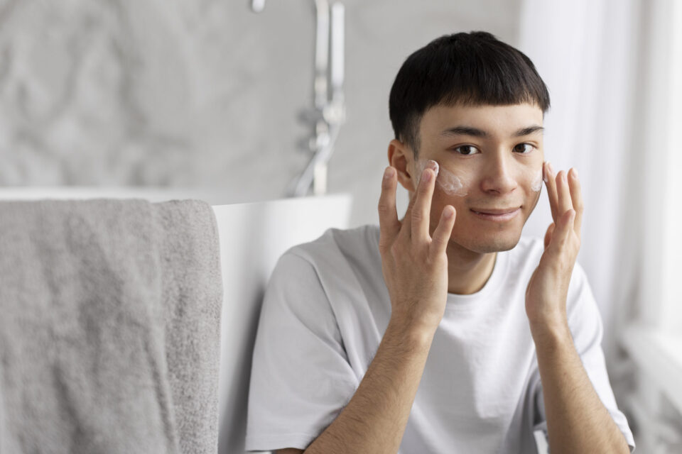 O hóspede homem também quer cuidado pessoal: o que a hotelaria ainda não percebeu sobre autocuidado masculino